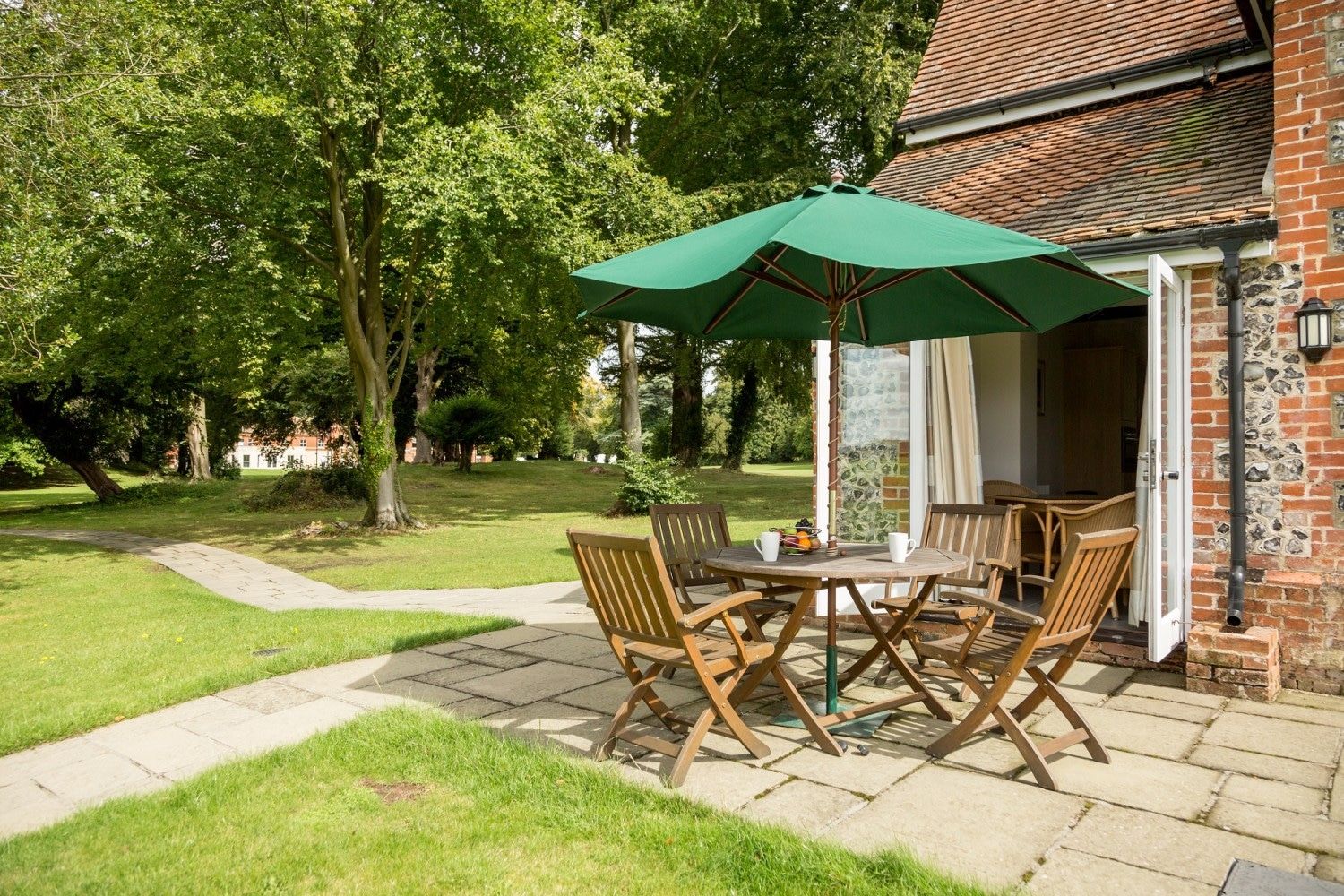 Oakley Hall Hotel Бэйсингсток Номер фото